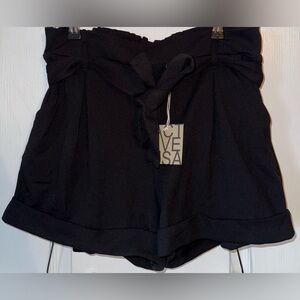 Active USA NWT Black Paper Bag Waist Shorts Size L